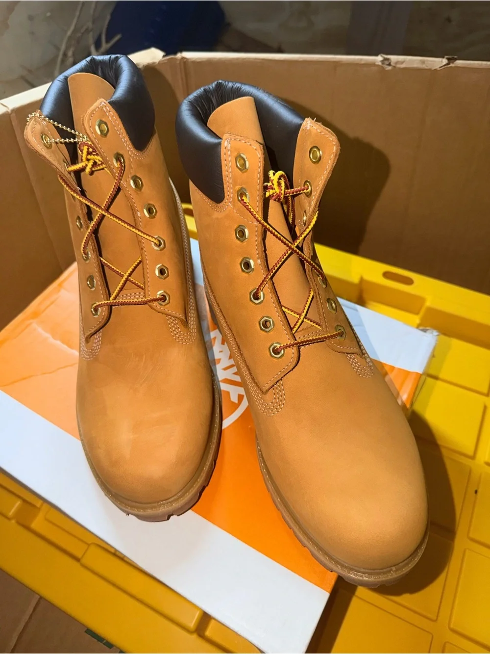 Timberland Premium 6-Inch Waterproof Boots Wheat Nubuck Men’s Size 11